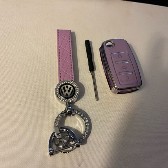Volkswagen Key Fob Keychain & Key Fob Cover in lavender with bling NWT - Picture 4 of 10